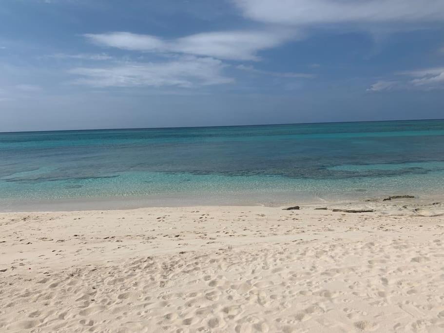 Beach'Nbarefoot Nassau Exterior foto